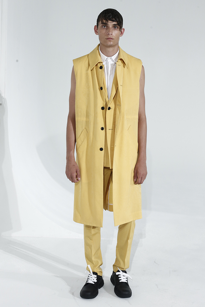 Kenneth Ning Men’s RTW Spring 2016; Image via WWD.com