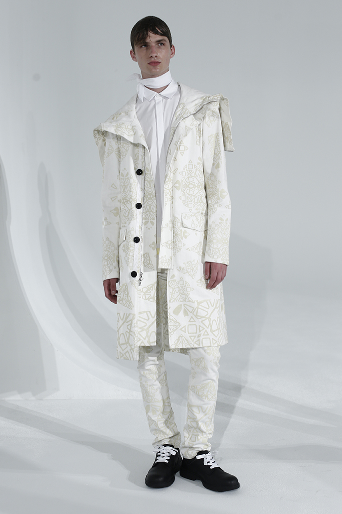 Kenneth Ning Men’s RTW Spring 2016; Image via WWD.com