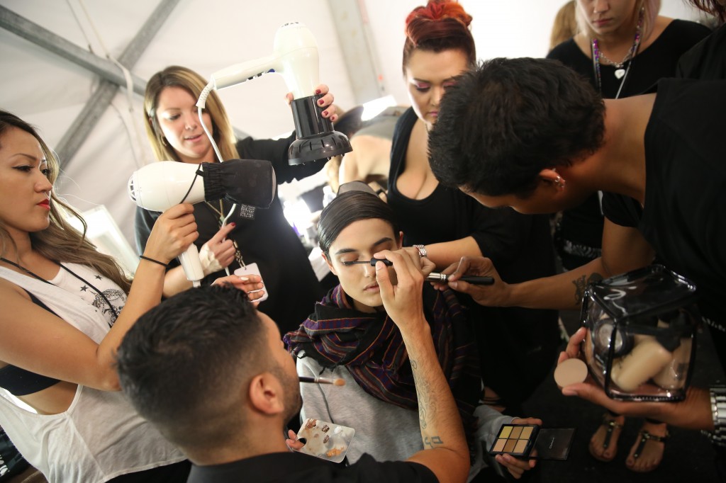 How to Do Stage Makeup: Tips and Tricks