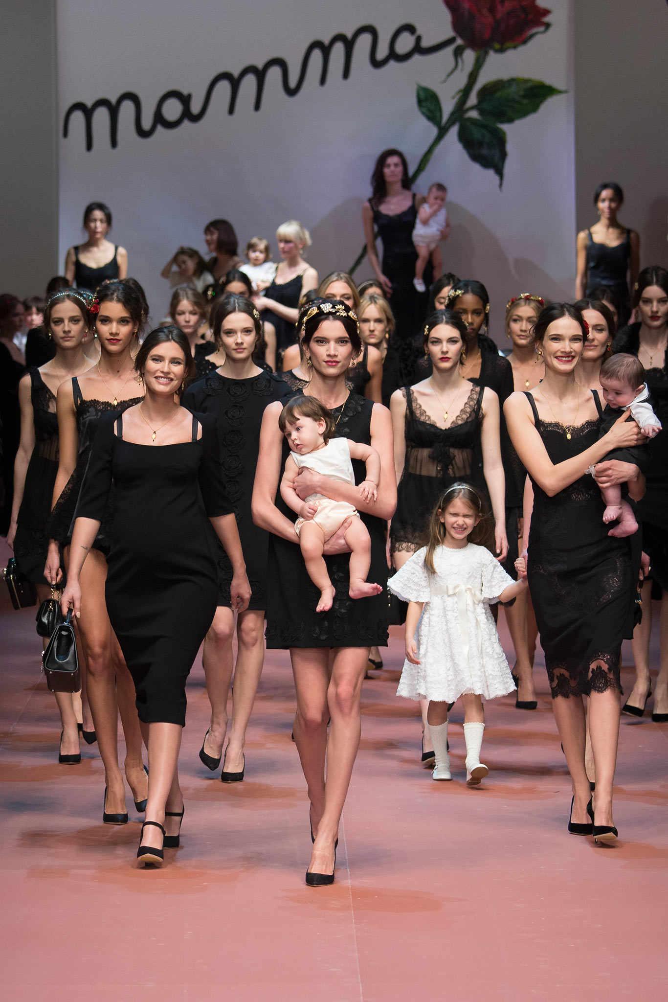 D&G Celebrate Motherhood in Fall Collection | AcademyUFashion Blog