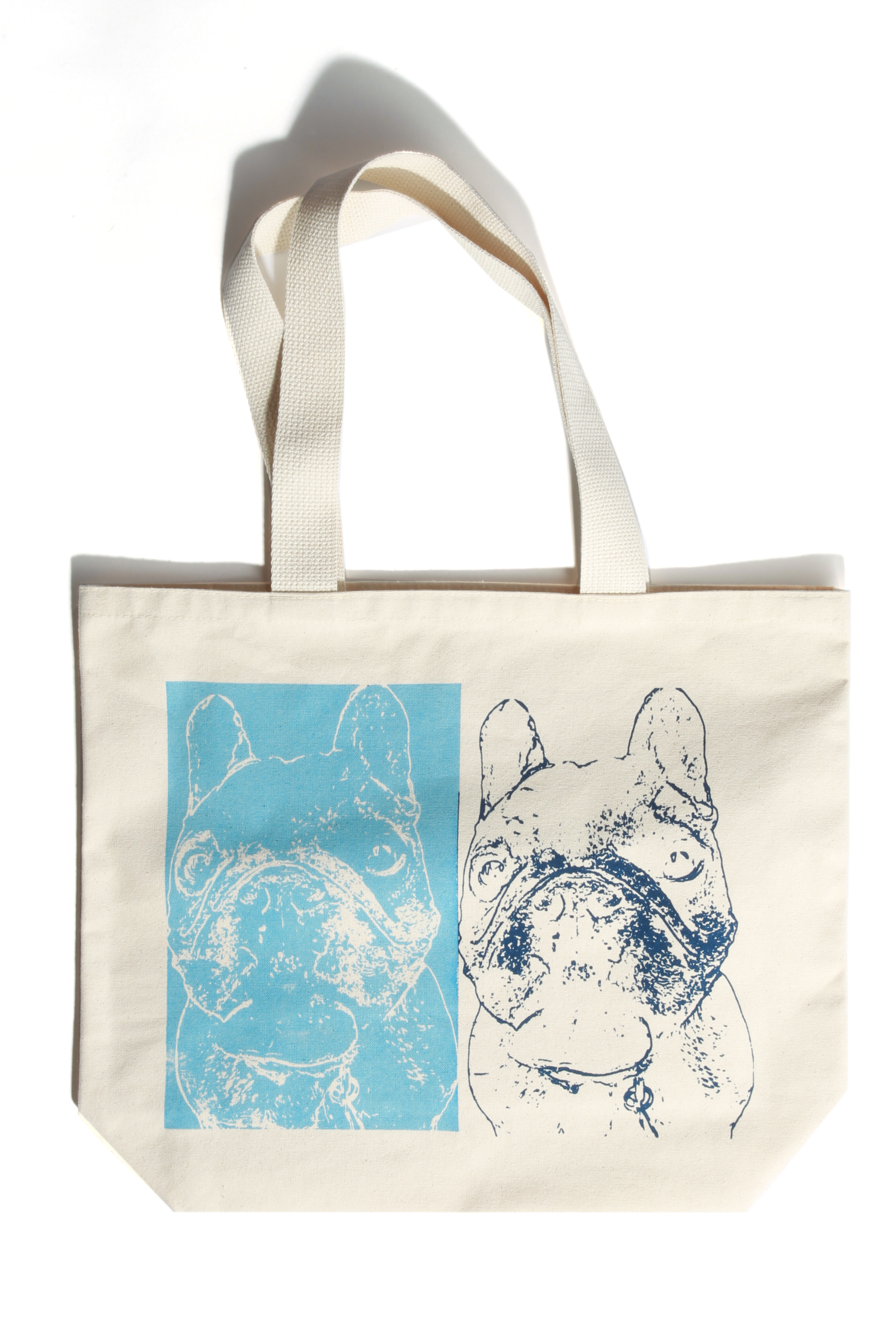 A tote designed by Yi Chun Shih.